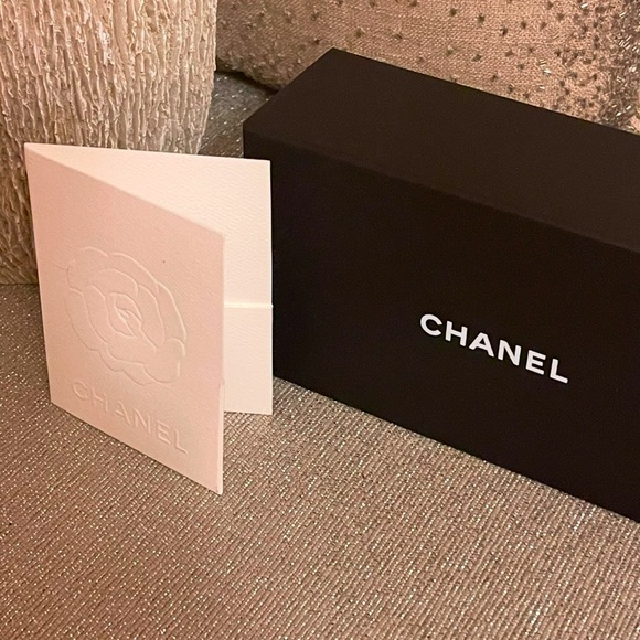 Chanel box - Picture 2 of 8